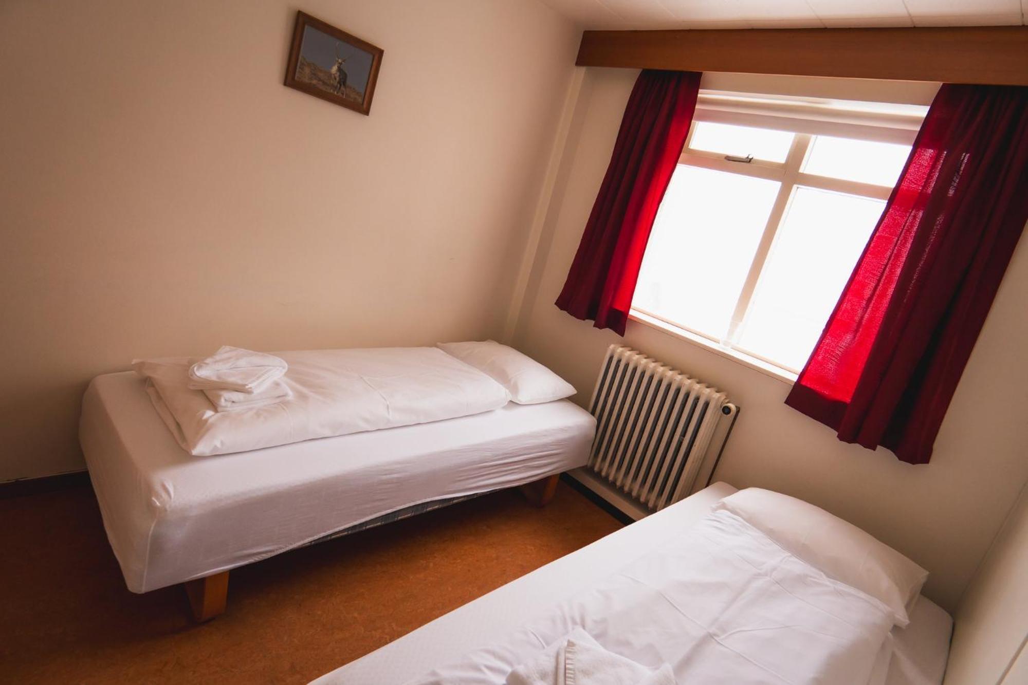 Studlagil Inn Hostel Skjoldolfsstathir Bagian luar foto