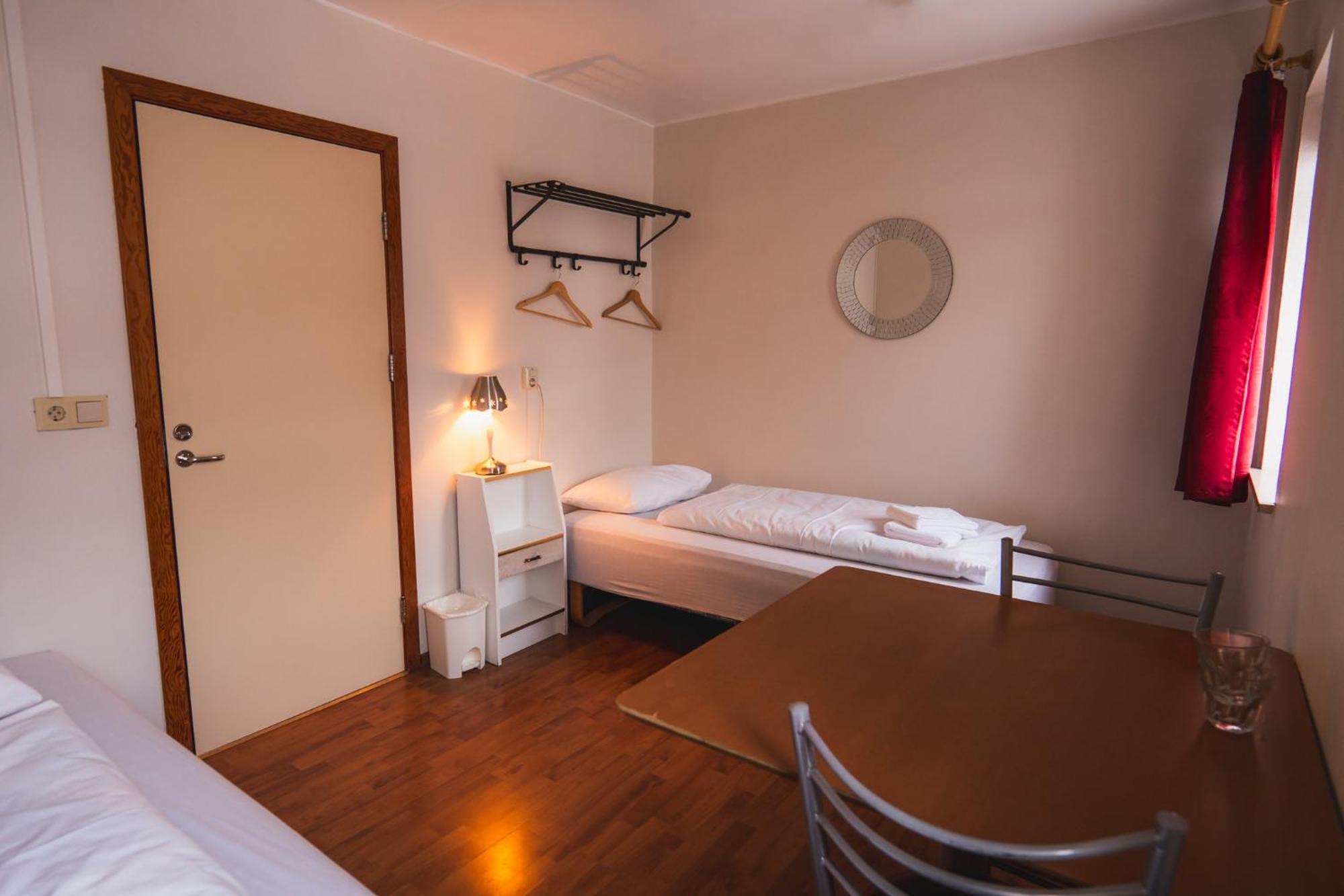 Studlagil Inn Hostel Skjoldolfsstathir Bagian luar foto