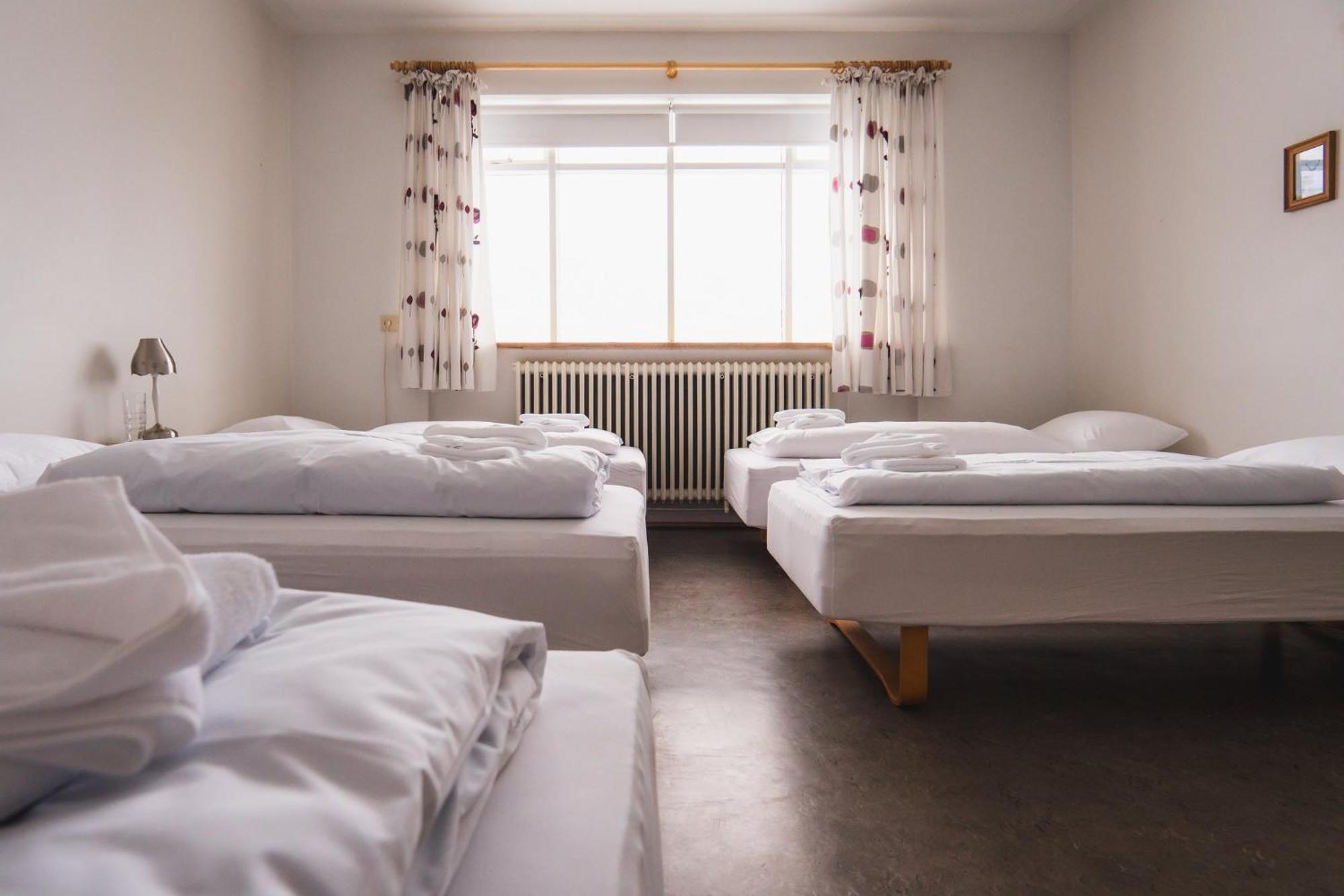 Studlagil Inn Hostel Skjoldolfsstathir Bagian luar foto